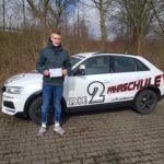Großer Mann, große Taten… Prüfung Fahrschule